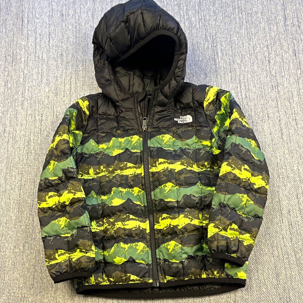 The North Face ThermoBall Eco Hooded Jacket Kids 5T Green Camo Puffer Coat